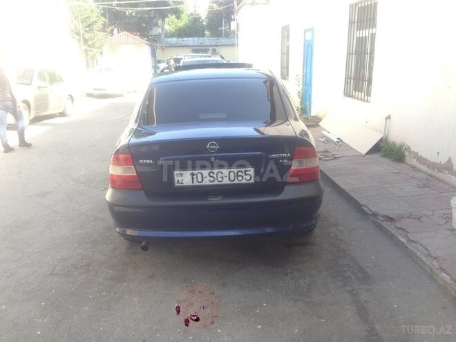 Opel Vectra 1999, 250,000 km - 1.6 л - Bakı