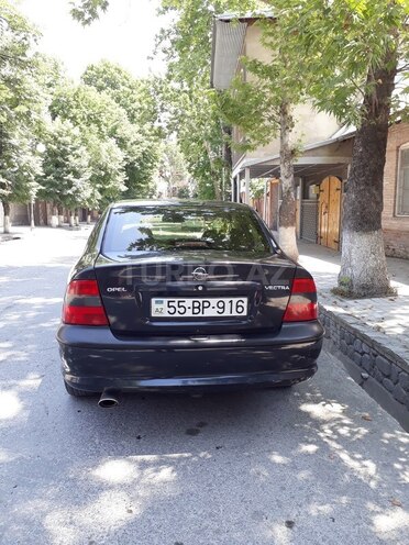 Opel Vectra 1997, 244,020 km - 1.8 l - Şəki