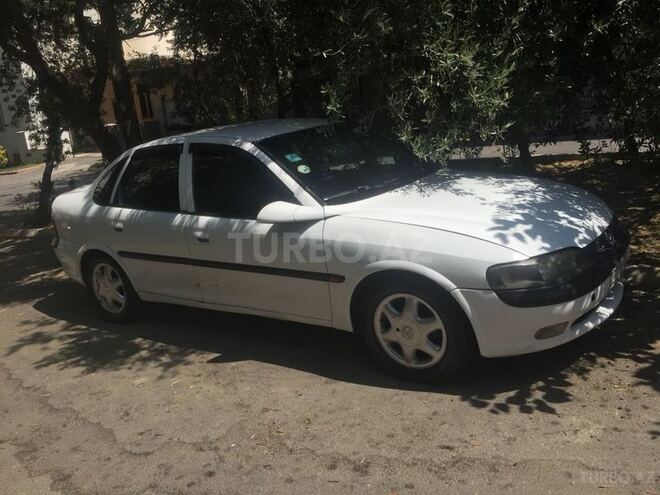 Opel Vectra 1998, 378,000 km - 1.8 л - Bakı