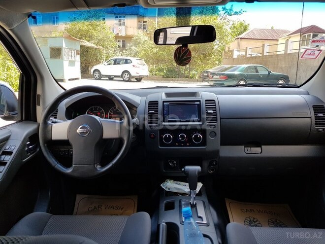 Nissan Navara 2014, 174,000 km - 2.5 l - Bakı