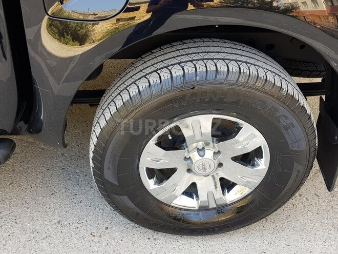 Nissan Navara 2014, 174,000 km - 2.5 l - Bakı