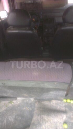 Opel Astra 2000, 345,000 km - 0.2 l - Quba