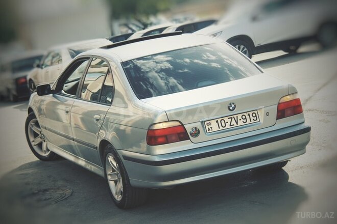 BMW 528 1998, 290,000 km - 2.8 l - Bakı