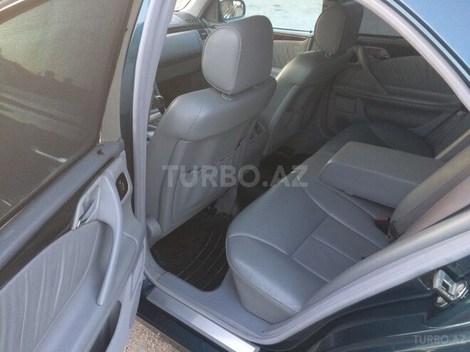 Mercedes E 240 2000, 286,700 km - 2.6 l - Bakı