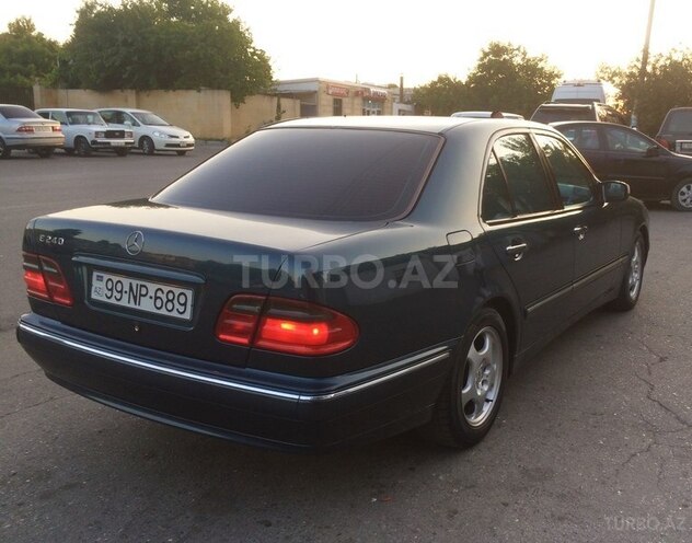 Mercedes E 240 2000, 286,700 km - 2.6 l - Bakı