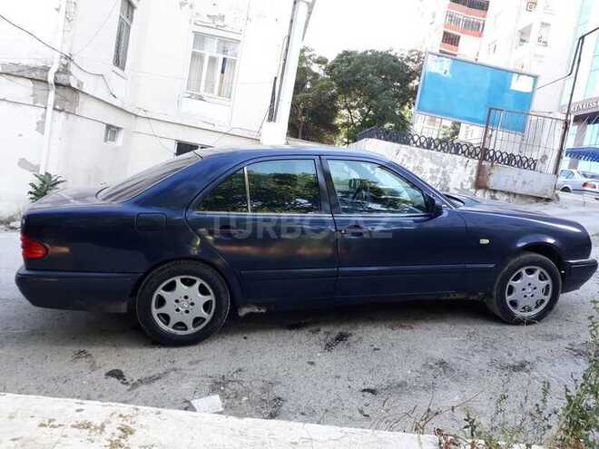 Mercedes E 230 1996, 588,000 km - 2.3 l - Bakı