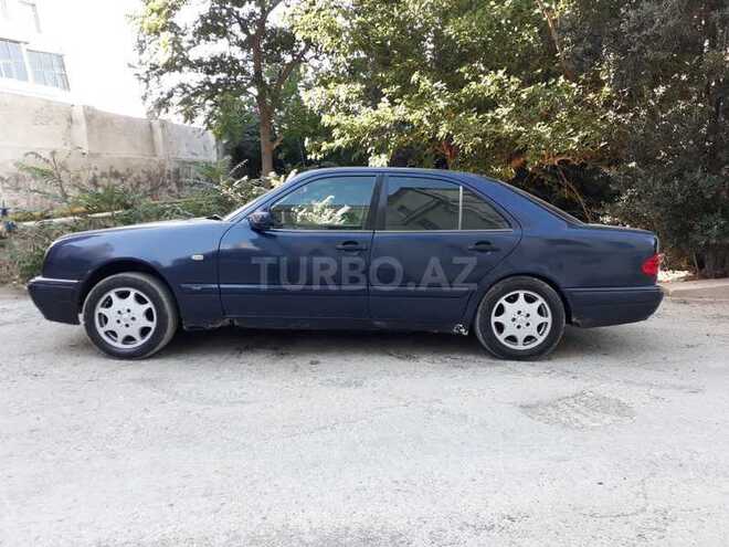 Mercedes E 230 1996, 588,000 km - 2.3 l - Bakı