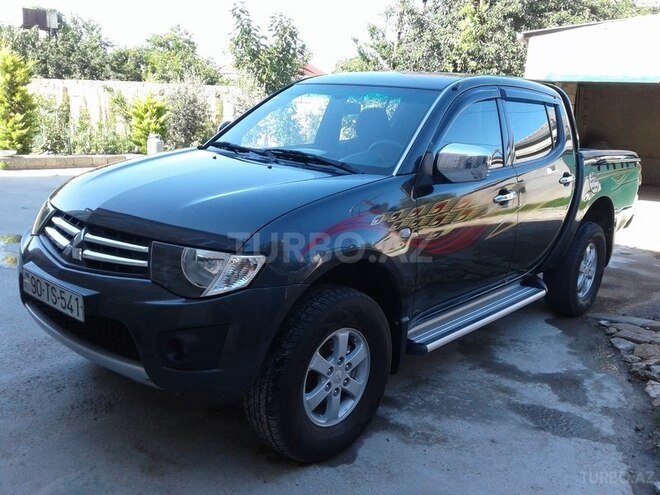 Mitsubishi L200 2012, 103,000 km - 2.5 л - Bakı