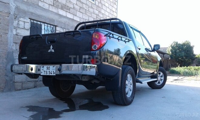 Mitsubishi L200 2012, 103,000 km - 2.5 л - Bakı