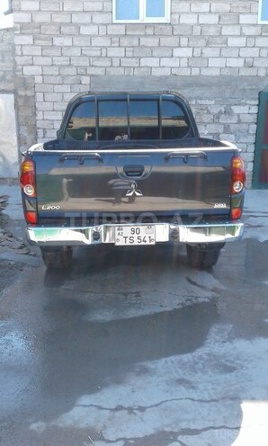 Mitsubishi L200 2012, 103,000 km - 2.5 л - Bakı