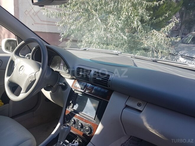 Mercedes C 280 2005, 217,000 km - 3.0 l - Sumqayıt