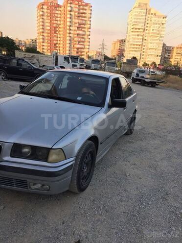 BMW 316 1993, 300,000 km - 1.6 l - Bakı
