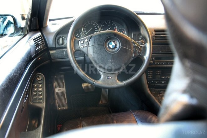 BMW 528 1998, 290,000 km - 2.8 l - Bakı