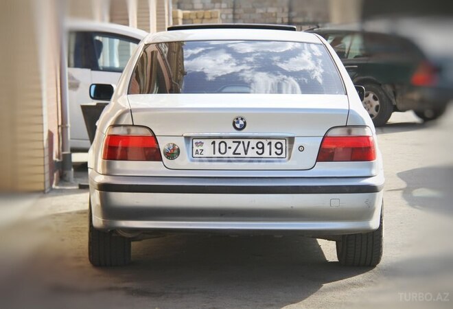 BMW 528 1998, 290,000 km - 2.8 l - Bakı