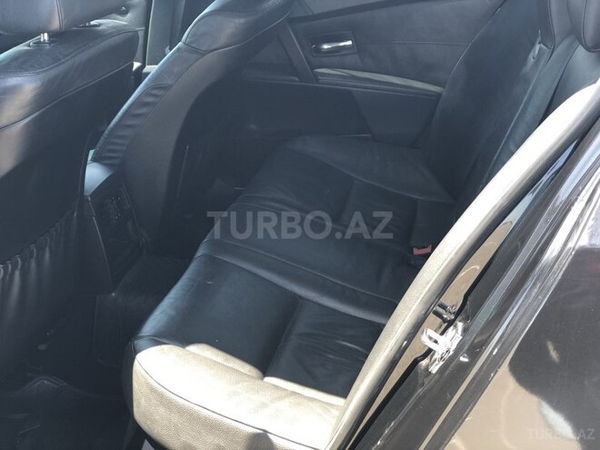BMW 525 2005, 270,000 km - 2.5 l - Bakı