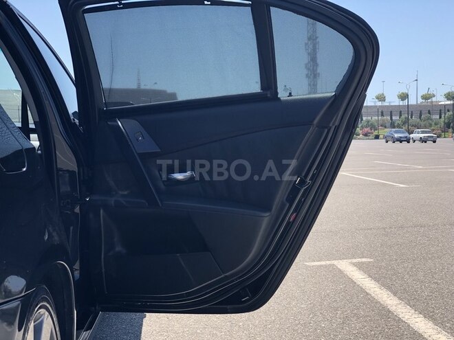 BMW 525 2005, 270,000 km - 2.5 l - Bakı