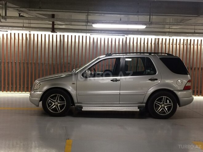 Mercedes ML 320 2001, 201,628 km - 3.2 л - Şəmkir