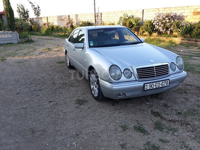 Mercedes E 230 1995, 320,000 km - 2.3 l - Masallı
