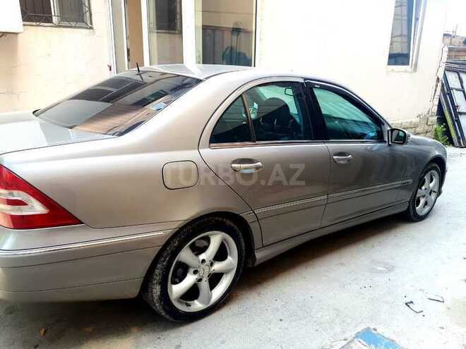 Mercedes C 180 2005, 233,567 km - 2.0 l - Bakı