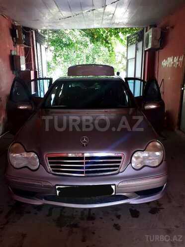 Mercedes C 180 2005, 233,567 km - 2.0 l - Bakı