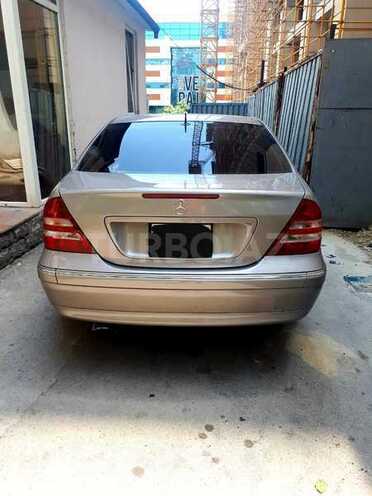 Mercedes C 180 2005, 233,567 km - 2.0 l - Bakı