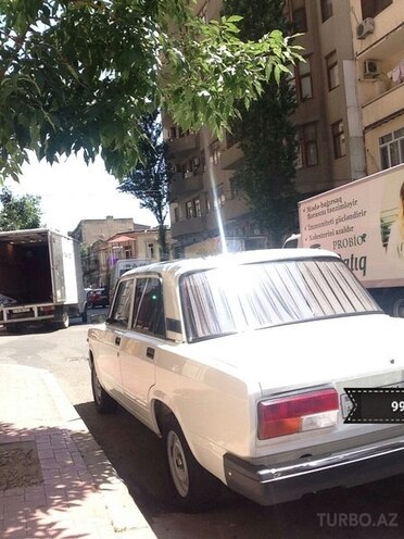 LADA (VAZ) 2107 2011, 78,000 km - 1.6 л - Salyan