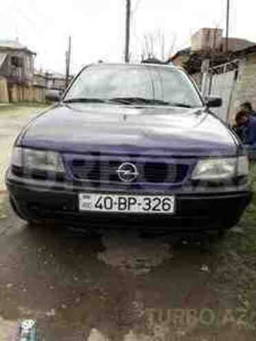 Opel Astra 1996, 250,000 km - 1.6 л - Qusar
