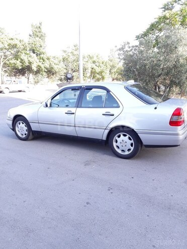 Mercedes C 200 1995, 251,000 km - 2.0 l - Bakı