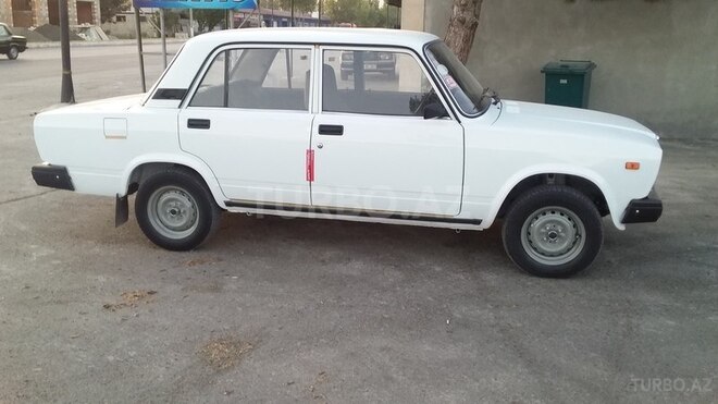 LADA (VAZ) 2107 2011, 1,510,000 km - 1.6 l - Göyçay