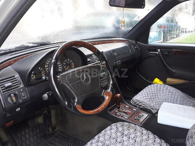 Mercedes C 240 1997, 260,000 km - 2.4 l - Bakı