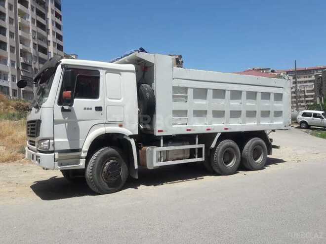 HOWO Sinotruk 2011, 137,560 km - 15.0 l - Bakı