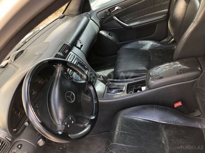 Mercedes C 320 2001, 350,000 km - 3.2 l - Bakı