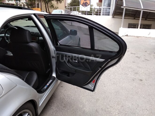 BMW 525 2002, 172,000 km - 2.5 l - Bakı