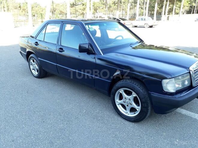 Mercedes 190 1991, 240,000 km - 2.0 л - Sumqayıt