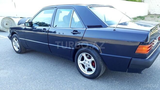 Mercedes 190 1991, 240,000 km - 2.0 л - Sumqayıt