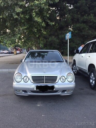 Mercedes E 320 1999, 242,086 km - 3.2 l - Bakı