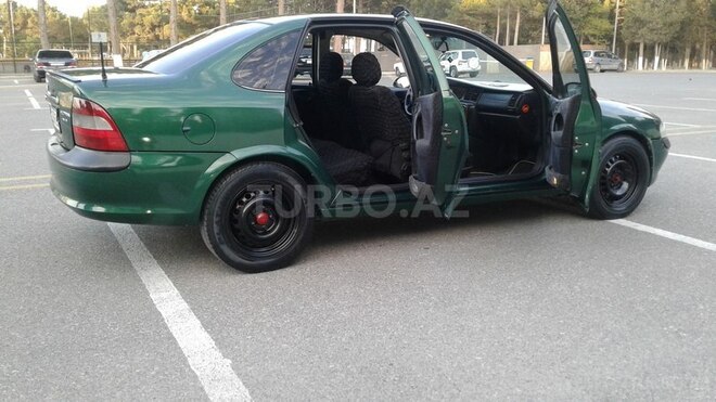 Opel Vectra 1996, 239,014 km - 1.8 l - Sumqayıt