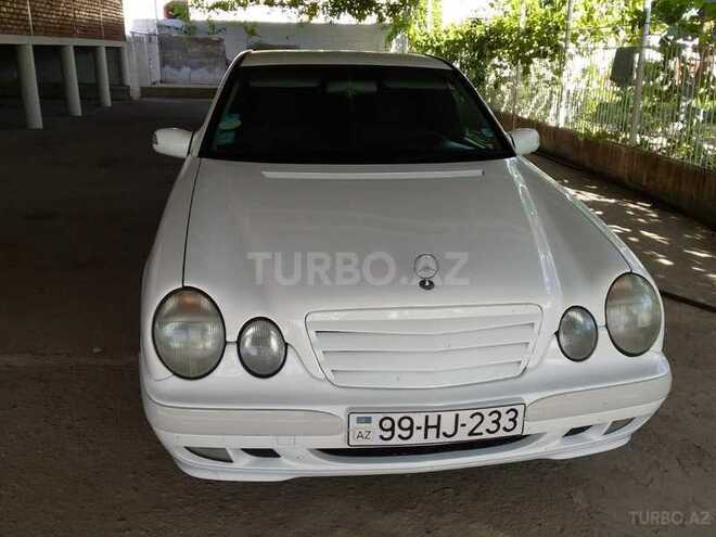 Mercedes E 220 2000, 200,000 km - 2.2 л - Şirvan