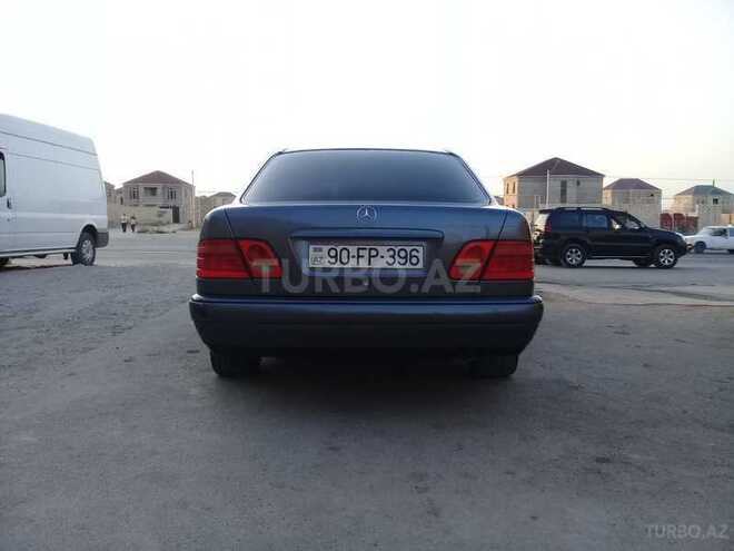 Mercedes E 200 1997, 299,100 km - 2.0 l - Bakı