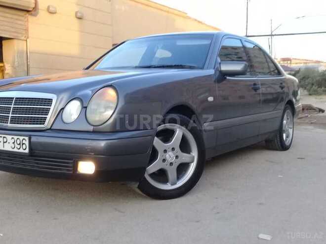 Mercedes E 200 1997, 299,100 km - 2.0 l - Bakı