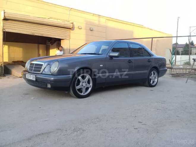 Mercedes E 200 1997, 299,100 km - 2.0 l - Bakı