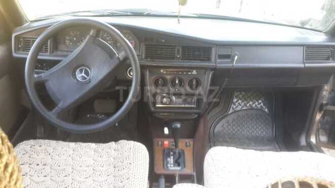 Mercedes 190 1990, 4,563,286 km - 2.0 l - Lənkəran