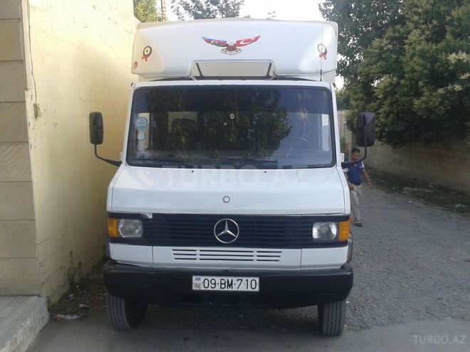 Mercedes 811 D 1990, 290,000 km - 0.4 l - Tərtər