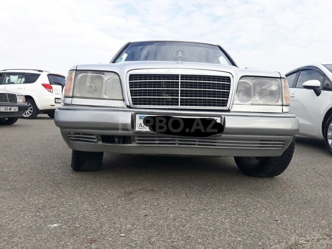 Mercedes E 280 1992, 350,000 km - 2.8 л - Bakı