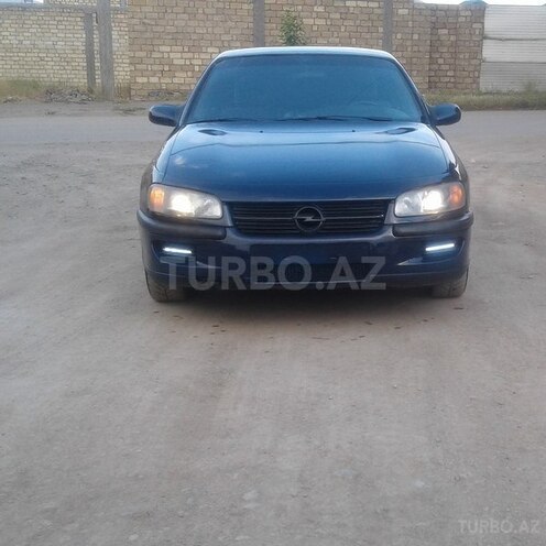 Opel Omega 1995, 236,500 km - 2.5 l - Gəncə