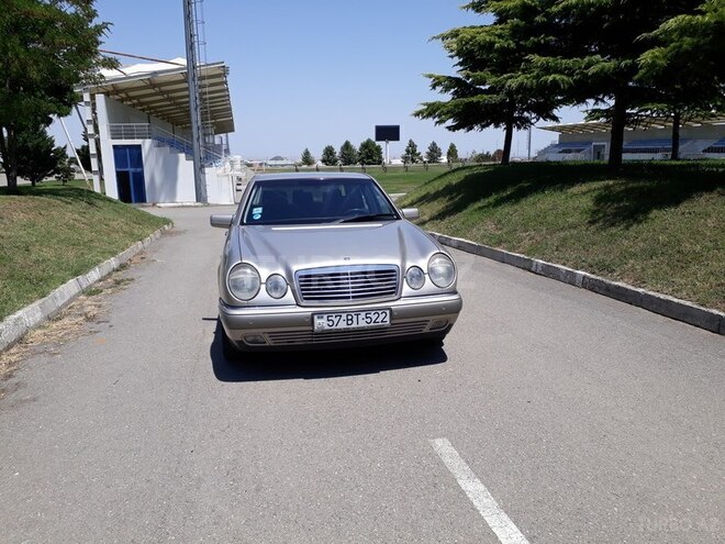 Mercedes E 240 1998, 220,000 km - 2.4 л - Şəmkir