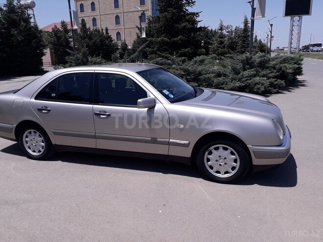 Mercedes E 240 1998, 226,000 km - 2.4 l - Şəmkir