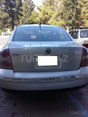Volkswagen Passat 2003, 147,000 km - 1.8 l - Sumqayıt