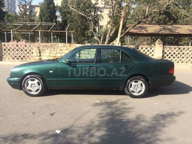 Mercedes E 200 1997, 287,876 km - 2.0 л - Bakı