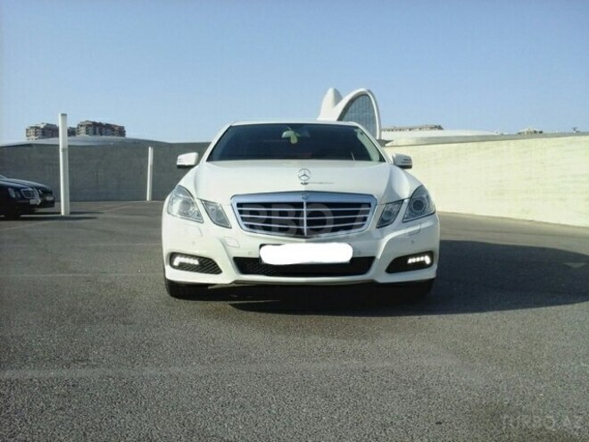 Mercedes E 250 2010, 125,000 km - 1.8 l - Bakı